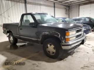 1998 Chevrolet Silverado 1500 с VIN 1GCEK14W1WZ277717, выставлен на аукционе Copart как лот 83796005 с пробегом 119 586 миль миль и Чистый • Clean title. История ставок и продаж доступна на DreamBid. Изображение 4.