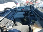 ✅ 2020 Chevrolet Silverado 1500 Custom • VIN: 1GCPYBEH4LZ110096 • Lot: 43433553. Wystawiony na IAAI z przebiegiem 129 363 mil. Bezpłatny archiwum sprzedaży aukcyjnych z USA i szczegółowy raport historii pojazdu na DreamBid. Zdjęcie 19.