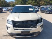 ✅ 2018 Ford Explorer XLT • VIN: 1FM5K7D88JGB30606 • Lot: 43659566. Wystawiony na IAAI z przebiegiem 76 380 mil. Bezpłatny archiwum sprzedaży aukcyjnych z USA i szczegółowy raport historii pojazdu na DreamBid. Zdjęcie 6.