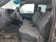 ✅ 2002 Chevrolet Silverado 1500 • VIN: 2GCEC19VX21208329 • Lot: 67529185. Wystawiony na Copart z przebiegiem 260 873 mil. Bezpłatny archiwum sprzedaży aukcyjnych z USA i szczegółowy raport historii pojazdu na DreamBid. Zdjęcie 7.