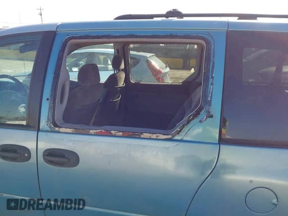 1996 Dodge Caravan SE с VIN 1B4GP44R0TB386449, выставлен на аукционе IAAI как лот 41949313 с пробегом 305 625 миль миль и . История ставок и продаж доступна на DreamBid. Изображение 6.