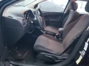 ✅ 2010 Dodge Caliber Mainstreet • VIN: 1B3CB3HA2AD587982 • Лот: 81044184. Опубликован ранее на Copart с пробегом 110 281 миль. Бесплатный доступ к архиву аукционных продаж из США и подробный отчёт об истории автомобиля на DreamBid. Изображение 7.