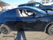 ✅ 2021 Tesla Model Y Long Range • VIN: 5YJYGDEE2MF152332 • Лот: 43582323. Опубликован ранее на IAAI с пробегом 126 931 миль. Бесплатный доступ к архиву аукционных продаж из США и подробный отчёт об истории автомобиля на DreamBid. Изображение 14.