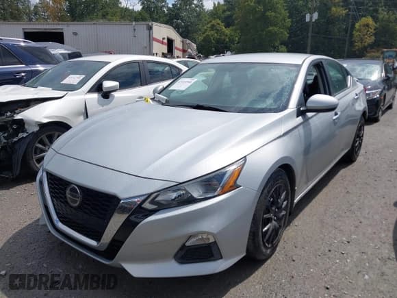 ✅ 2019 Nissan Altima S • VIN: 1N4BL4BV0KN308345 • Lot: 43124946. Listed on IAAI with 108,694 mi. Free auction sales archive from the USA and detailed vehicle history report at DreamBid. Image 17.