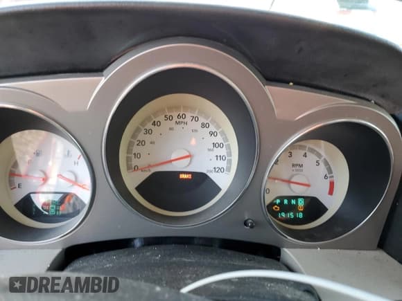 ✅ 2008 Dodge Avenger R/T • VIN: 1B3LC76M68N648983 • Lot: 85356184. Wystawiony na Copart z przebiegiem 191 518 mil. Bezpłatny archiwum sprzedaży aukcyjnych z USA i szczegółowy raport historii pojazdu na DreamBid. Zdjęcie 9.