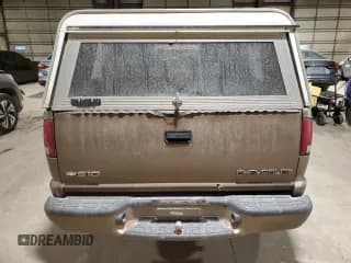 ✅ 2002 Chevrolet S-10 • VIN: 1GCCS145228229657 • Лот: 84405084. Опубликован ранее на Copart с пробегом Не указан. Бесплатный доступ к архиву аукционных продаж из США и подробный отчёт об истории автомобиля на DreamBid. Изображение 6.