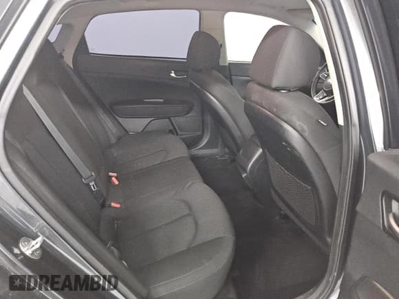 ✅ 2020 Kia Optima LX • VIN: 5XXGT4L3XLG390756 • Lot: 88116195. Listed on Copart with 92,750 mi. Free auction sales archive from the USA and detailed vehicle history report at DreamBid. Image 10.