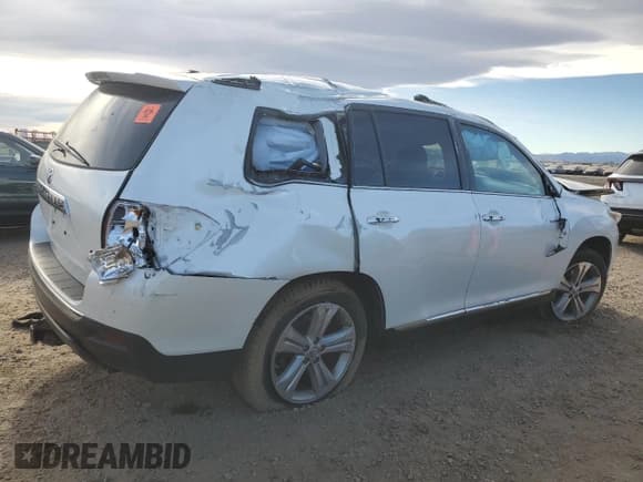 ✅ 2013 Toyota Highlander Limited • VIN: 5TDDK3EHXDS186712 • Lot: 92246175. Listed on Copart with 169,368 mi. Free auction sales archive from the USA and detailed vehicle history report at DreamBid. Image 3.