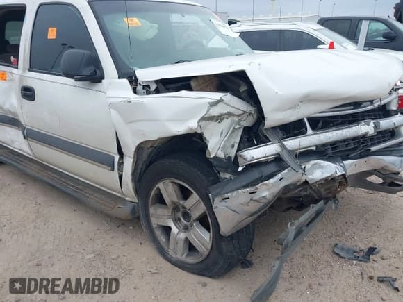 ✅ 2003 Chevrolet Suburban LS • VIN: 3GNEC16ZX3G320202 • Лот: 41596078. Опубликован ранее на IAAI с пробегом 287 841 миль. Бесплатный доступ к архиву аукционных продаж из США и подробный отчёт об истории автомобиля на DreamBid. Изображение 13.