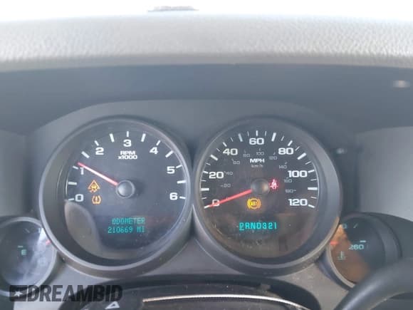 ✅ 2010 Chevrolet Silverado 1500 LS • VIN: 1GCSCREA4AZ269038 • Лот: 43762382. Опубликован ранее на IAAI с пробегом 210 669 миль. Бесплатный доступ к архиву аукционных продаж из США и подробный отчёт об истории автомобиля на DreamBid. Изображение 7.