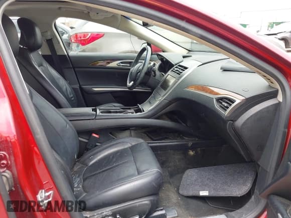 ✅ 2016 Lincoln MKZ • VIN: 3LN6L2GK8GR630729 • Lot: 42513746. Wystawiony na IAAI z przebiegiem 103 571 mil. Bezpłatny archiwum sprzedaży aukcyjnych z USA i szczegółowy raport historii pojazdu na DreamBid. Zdjęcie 5.