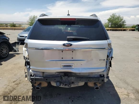 ✅ 2013 Ford Explorer • VIN: 1FM5K8B86DGA55823 • Lot: 57327355. Listed on Copart with 219,531 mi. Free auction sales archive from the USA and detailed vehicle history report at DreamBid. Image 6.