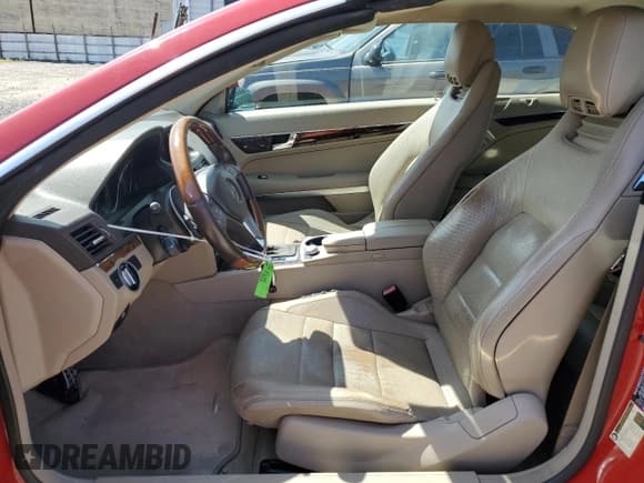 ✅ 2012 Mercedes-Benz E 550 • VIN: WDDKK7DFXCF151932 • Лот: 69837374. Опубликован ранее на Copart с пробегом 150 190 миль. Бесплатный доступ к архиву аукционных продаж из США и подробный отчёт об истории автомобиля на DreamBid. Изображение 7.