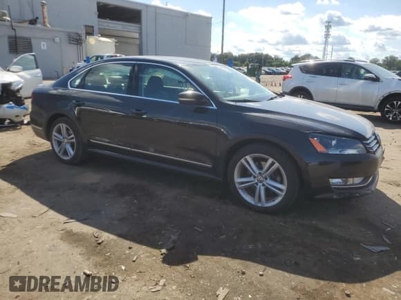 ✅ 2013 Volkswagen Passat SEL Premium • VIN: 1VWCN7A3XDC120129 • Lot: 70227155. Listed on Copart with 95,649 mi. Free auction sales archive from the USA and detailed vehicle history report at DreamBid. Image 4.