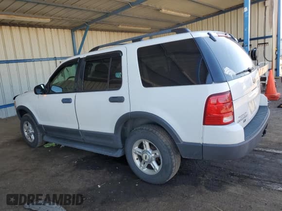 ✅ 2003 Ford Explorer XLT • VIN: 1FMZU73K73ZB45324 • Лот: 80700795. Опубликован ранее на Copart с пробегом 210 898 миль. Бесплатный доступ к архиву аукционных продаж из США и подробный отчёт об истории автомобиля на DreamBid. Изображение 2.