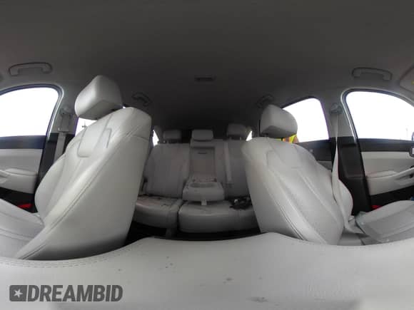 2022 Kia Sorento X-Line S z VIN 5XYRLDLC1NG085105, wystawiony jako IAAI lot #42375855 z przebiegiem 43 182 mil mil oraz . Historia ofert i sprzedaży dostępna na DreamBid. Obrazek 19.