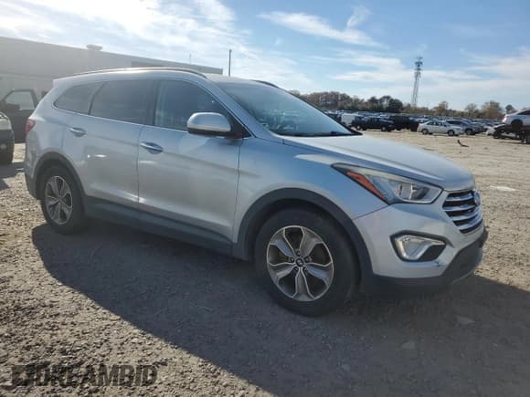 ✅ 2013 Hyundai Santa Fe GLS • VIN: KM8SMDHF9DU033134 • Lot: 91004995. Wystawiony na Copart z przebiegiem 194 257 mil. Bezpłatny archiwum sprzedaży aukcyjnych z USA i szczegółowy raport historii pojazdu na DreamBid. Zdjęcie 4.