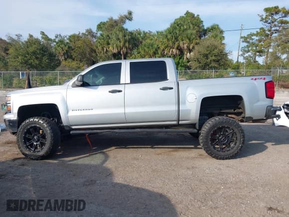 ✅ 2014 Chevrolet Silverado 1500 LT • VIN: 3GCUKREC7EG535512 • Лот: 43859262. Опубликован ранее на IAAI с пробегом 57 530 миль. Бесплатный доступ к архиву аукционных продаж из США и подробный отчёт об истории автомобиля на DreamBid. Изображение 14.