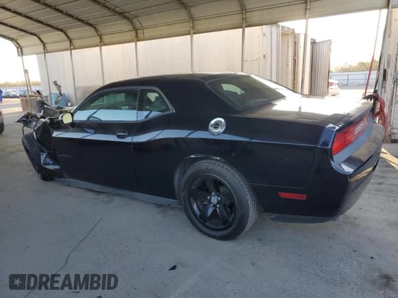 ✅ 2012 Dodge Challenger SXT • VIN: 2C3CDYAG7CH162191 • Lot: 46945085. Wystawiony na Copart z przebiegiem 124 439 mil. Bezpłatny archiwum sprzedaży aukcyjnych z USA i szczegółowy raport historii pojazdu na DreamBid. Zdjęcie 2.