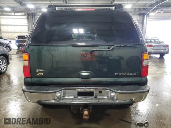 ✅ 2002 Chevrolet Tahoe LS • VIN: 1GNEK13Z02R299012 • Lot: 62668835. Listed on Copart with 168,405 mi. Free auction sales archive from the USA and detailed vehicle history report at DreamBid. Image 6.