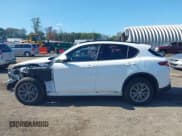 ✅ 2022 Alfa Romeo Stelvio Sprint • VIN: ZASPAKAN7N7D39281 • Лот: 43272499. Опубликован ранее на IAAI с пробегом 41 526 миль. Бесплатный доступ к архиву аукционных продаж из США и подробный отчёт об истории автомобиля на DreamBid. Изображение 14.