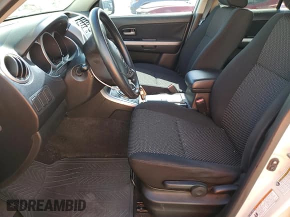 ✅ 2007 Suzuki Grand Vitara • VIN: JS3TE941874200165 • Lot: 44692545. Listed on Copart with 115,283 mi. Free auction sales archive from the USA and detailed vehicle history report at DreamBid. Image 7.