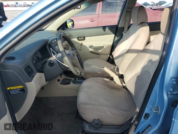 ✅ 2010 Hyundai Accent GLS • VIN: KMHCN4AC3AU517572 • Лот: 86244364. Опубликован ранее на Copart с пробегом 167 908 миль. Бесплатный доступ к архиву аукционных продаж из США и подробный отчёт об истории автомобиля на DreamBid. Изображение 7.