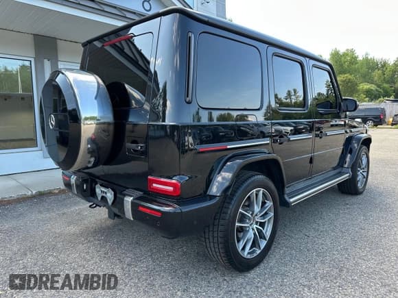 ✅ 2021 Mercedes-Benz G 550 • VIN: W1NYC6BJ0MX365741 • Lot: 62777305. Wystawiony na Copart z przebiegiem 59 191 mil. Bezpłatny archiwum sprzedaży aukcyjnych z USA i szczegółowy raport historii pojazdu na DreamBid. Zdjęcie 4.