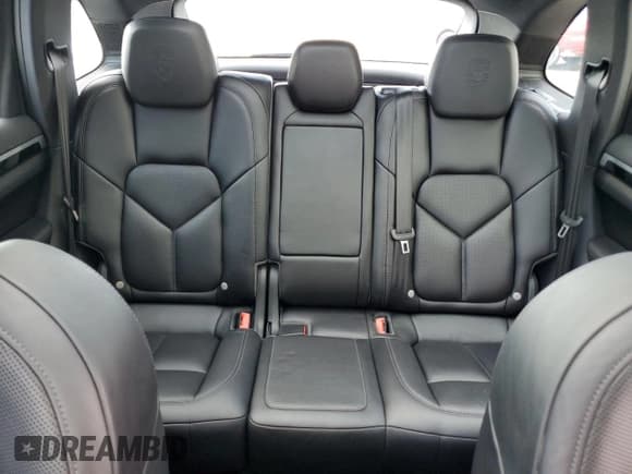 ✅ 2017 Porsche Cayenne • VIN: WP1AA2A2XHKA81682 • Lot: 44473493. Listed on Copart with 38,961 mi. Free auction sales archive from the USA and detailed vehicle history report at DreamBid. Image 10.