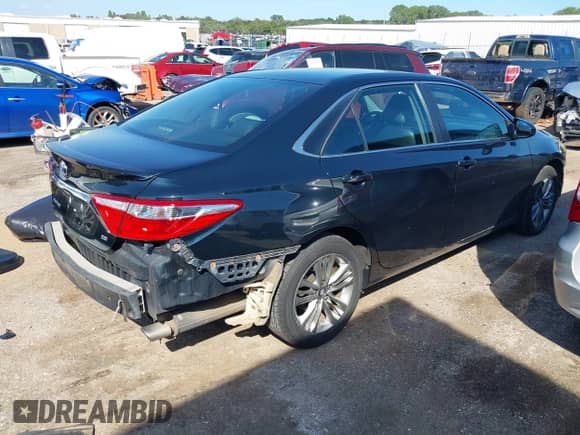 2016 Toyota Camry SE with VIN 4T1BF1FKXGU590308, listed as a IAAI auction lot 43253552 with 144,700 mi miles and . Bid and sale history available at DreamBid. Image 4.