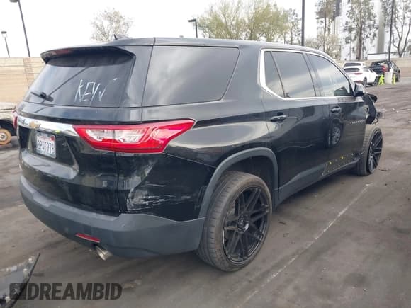 ✅ 2020 Chevrolet Traverse LS • VIN: 1GNERFKW9LJ228083 • Lot: 43657100. Listed on IAAI with 62,767 mi. Free auction sales archive from the USA and detailed vehicle history report at DreamBid. Image 4.