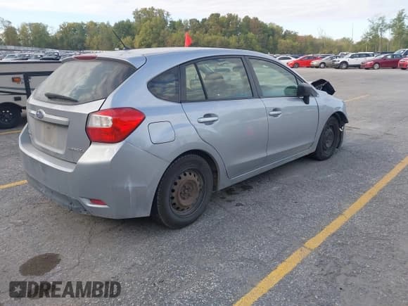 ✅ 2016 Subaru Impreza 2.0i • VIN: JF1GPAA65G8252105 • Lot: 43386749. Listed on IAAI with 229,338 mi. Free auction sales archive from the USA and detailed vehicle history report at DreamBid. Image 4.