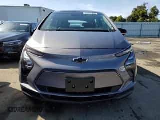 2023 Chevrolet Bolt EV 2LT z VIN 1G1FX6S0XP4185904, wystawiony jako Copart lot #43978484 z przebiegiem 1 873 mil mil oraz . Historia ofert i sprzedaży dostępna na DreamBid. Obrazek 5.