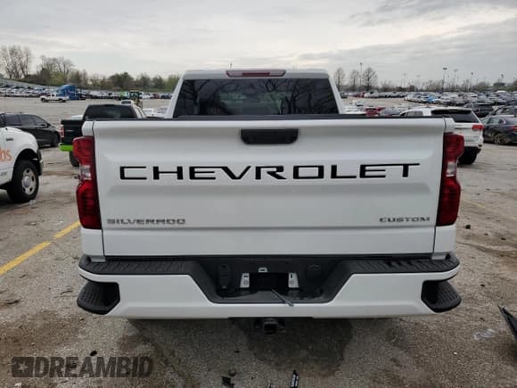✅ 2025 Chevrolet Silverado 1500 • VIN: 1GCRKBEK0SZ100962 • Lot: 50736905. Wystawiony na Copart z przebiegiem 1 426 mil. Bezpłatny archiwum sprzedaży aukcyjnych z USA i szczegółowy raport historii pojazdu na DreamBid. Zdjęcie 6.