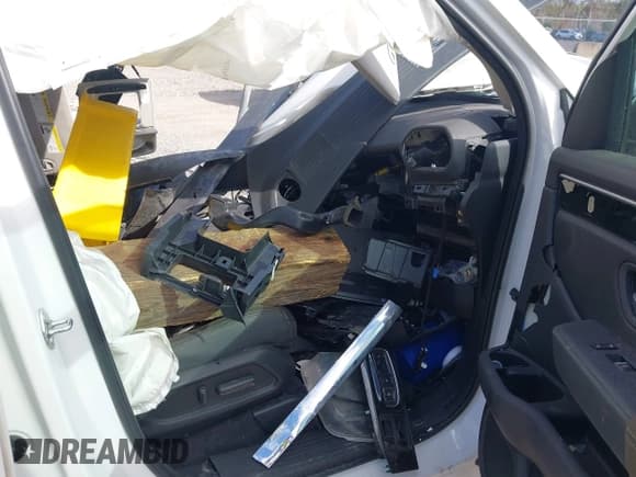 ✅ 2023 Honda Pilot EX-L • VIN: 5FNYG2H48PB012605 • Lot: 41655553. Wystawiony na IAAI z przebiegiem Nie podano. Bezpłatny archiwum sprzedaży aukcyjnych z USA i szczegółowy raport historii pojazdu na DreamBid. Zdjęcie 5.