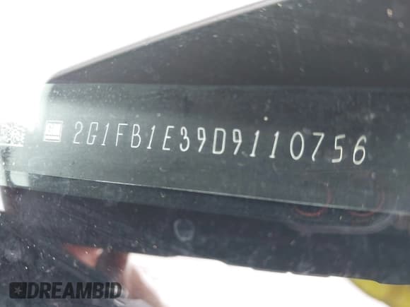 ✅ 2013 Chevrolet Camaro LT • VIN: 2G1FB1E39D9110756 • Lot: 42515570. Wystawiony na IAAI z przebiegiem 164 831 mil. Bezpłatny archiwum sprzedaży aukcyjnych z USA i szczegółowy raport historii pojazdu na DreamBid. Zdjęcie 9.