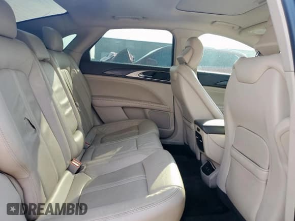 ✅ 2017 Lincoln MKZ Reserve • VIN: 3LN6L5E90HR644661 • Lot: 56971915. Wystawiony na Copart z przebiegiem 104 148 mil. Bezpłatny archiwum sprzedaży aukcyjnych z USA i szczegółowy raport historii pojazdu na DreamBid. Zdjęcie 10.