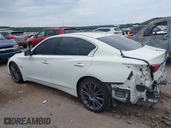 ✅ 2019 Infiniti Q50 Red Sport 400 • VIN: JN1FV7AP1KM760887 • Lot: 42852724. Wystawiony na IAAI z przebiegiem 76 732 mil. Bezpłatny archiwum sprzedaży aukcyjnych z USA i szczegółowy raport historii pojazdu na DreamBid. Zdjęcie 14.