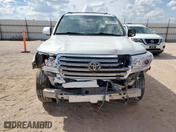 ✅ 2014 Toyota Land Cruiser • VIN: JTMHY7AJ2E4024392 • Лот: 85937895. Опубликован ранее на Copart с пробегом 158 524 миль. Бесплатный доступ к архиву аукционных продаж из США и подробный отчёт об истории автомобиля на DreamBid. Изображение 5.