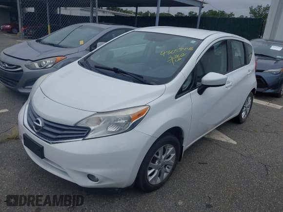 ✅ 2015 Nissan Note S • VIN: 3N1CE2CP0FL439202 • Lot: 43053446. Listed on IAAI with 68,112 mi. Free auction sales archive from the USA and detailed vehicle history report at DreamBid. Image 2.
