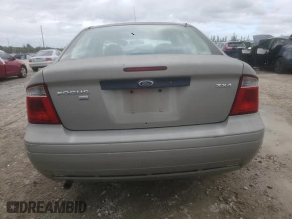 ✅ 2006 Ford Focus S • VIN: 1FAFP34N06W130403 • Lot: 82763285. Listed on Copart with Not provided. Free auction sales archive from the USA and detailed vehicle history report at DreamBid. Image 6.