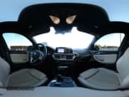 ✅ 2023 BMW X3 sDrive30i • VIN: 5UX43DP03P9R75120 • Lot: 43692847. Wystawiony na IAAI z przebiegiem 48 425 mil. Bezpłatny archiwum sprzedaży aukcyjnych z USA i szczegółowy raport historii pojazdu na DreamBid. Zdjęcie 19.