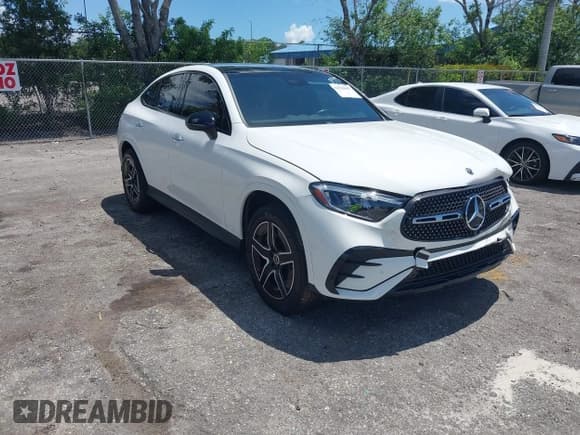 ✅ 2024 Mercedes-Benz GLC 300 • VIN: W1NKJ4HBXRF098993 • Lot: 42528602. Listed on IAAI with 17,120 mi. Free auction sales archive from the USA and detailed vehicle history report at DreamBid. Image 1.