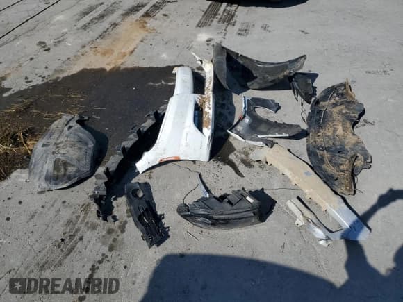 ✅ 2018 Dodge Charger SXT Plus • VIN: 2C3CDXHG0JH169349 • Lot: 85171825. Listed on Copart with 143,495 mi. Free auction sales archive from the USA and detailed vehicle history report at DreamBid. Image 12.