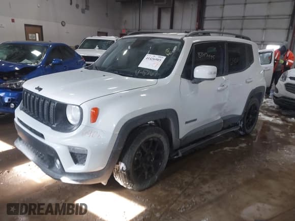 ✅ 2020 Jeep Renegade Altitude • VIN: ZACNJABBXLPL10367 • Lot: 41599445. Wystawiony na IAAI z przebiegiem 136 965 mil. Bezpłatny archiwum sprzedaży aukcyjnych z USA i szczegółowy raport historii pojazdu na DreamBid. Zdjęcie 17.