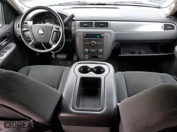 2007 Chevrolet Suburban LT z VIN 1GNFK16367J264668, wystawiony jako Copart lot #91350005 z przebiegiem 143 693 mil mil oraz Czysty tytuł • Clean title. Historia ofert i sprzedaży dostępna na DreamBid. Obrazek 8.