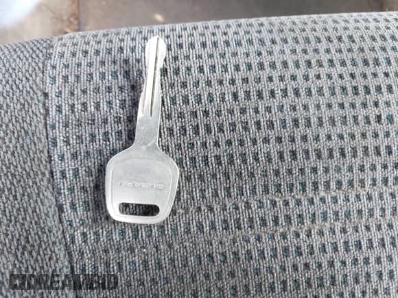 ✅ 2004 Subaru Legacy Outback • VIN: 4S3BH675247612817 • Лот: 42555748. Опубликован ранее на IAAI с пробегом 246 541 миль. Бесплатный доступ к архиву аукционных продаж из США и подробный отчёт об истории автомобиля на DreamBid. Изображение 11.