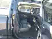 2015 Chevrolet Silverado 1500 LTZ z VIN 3GCUKSEC0FG537689, wystawiony jako IAAI lot #43118408 z przebiegiem 127 218 mil mil oraz . Historia ofert i sprzedaży dostępna na DreamBid. Obrazek 8.