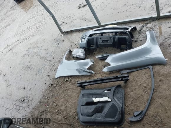 ✅ 2018 Chevrolet Colorado 4WD LT • VIN: 1GCGTCEN6J1146104 • Lot: 42338356. Listed on IAAI with 71,043 mi. Free auction sales archive from the USA and detailed vehicle history report at DreamBid. Image 12.