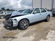 ✅ 2008 Mercury Grand Marquis GS • VIN: 2MEFM74V38X663121 • Lot: 64052935. Wystawiony na Copart z przebiegiem 193 483 mil. Bezpłatny archiwum sprzedaży aukcyjnych z USA i szczegółowy raport historii pojazdu na DreamBid. Zdjęcie 1.